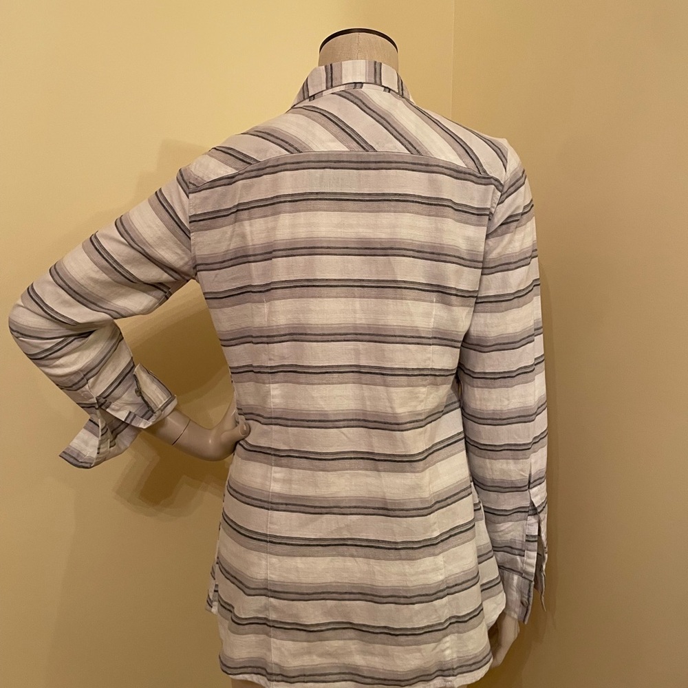 NWT Eddie Bauer Women’s 100% Cotton Striped Button-Up Shirt Size M - Picture 3 of 5